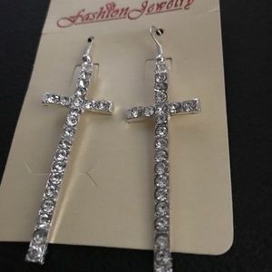 Beautiful brand new cross earrings.